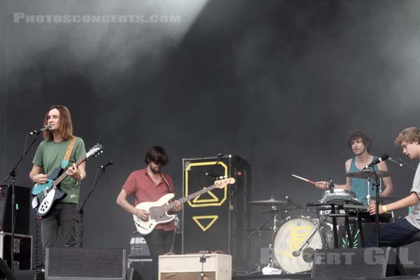 TAME IMPALA - 2013-08-23 - SAINT CLOUD - Domaine National - Grande Scene - 